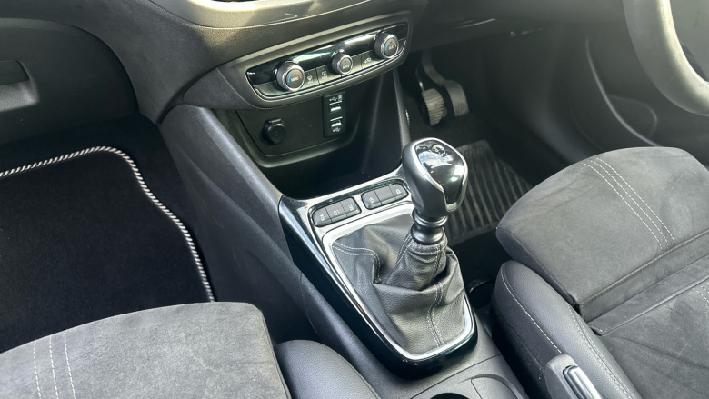 Vauxhall Crossland 1.2 Turbo Ultimate 5dr Petrol Hatchback